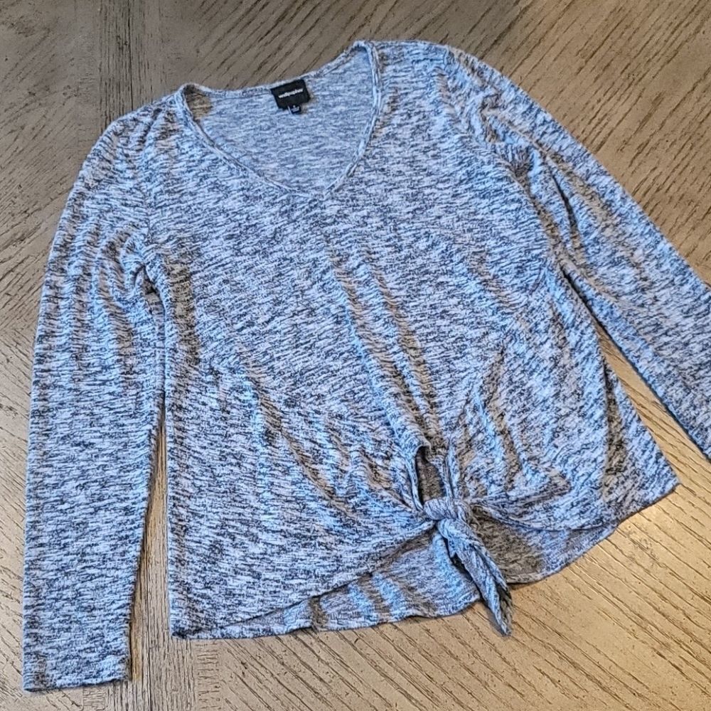 Gray and white cozy v neck sweater top size S